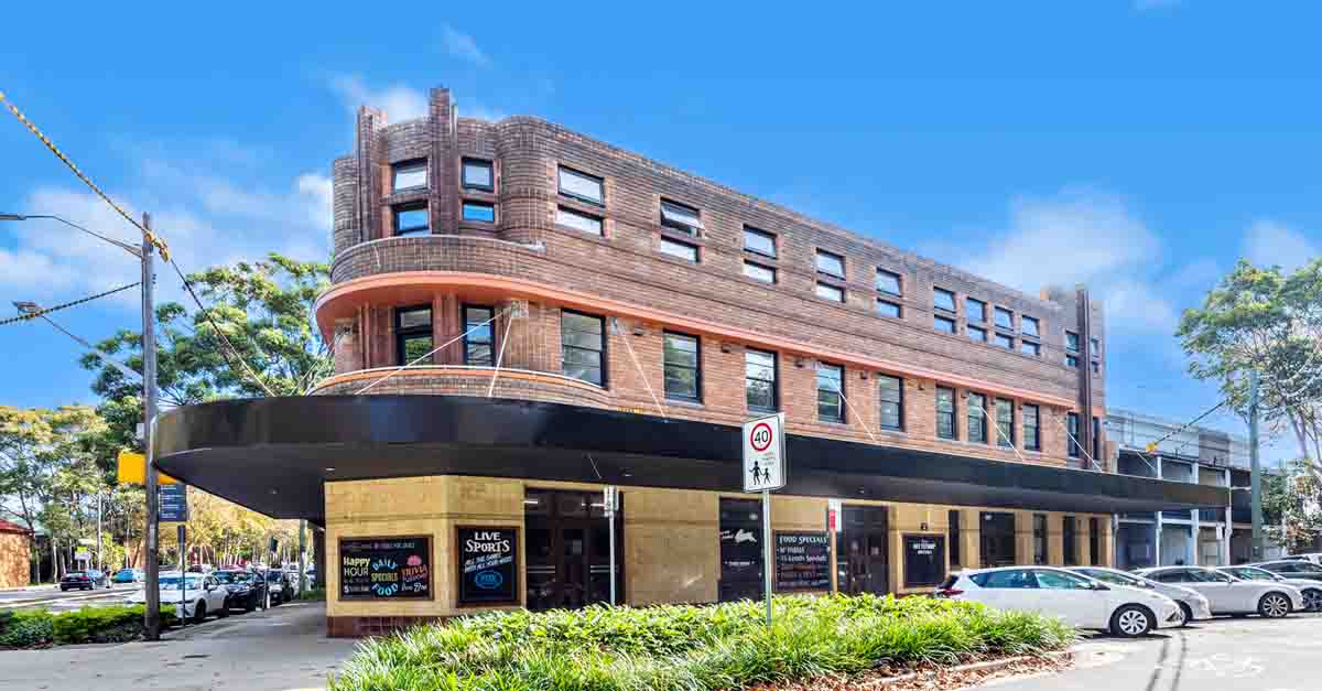 RECAST KURRAJONG HOTEL HITS THE MARKET