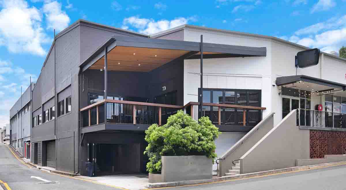 NEW OPPORTUNITY IN WEST END