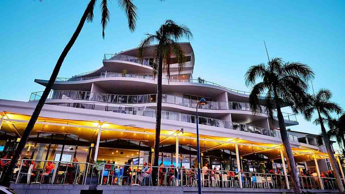 AVC PICKS UP HERVEY BAY ICON