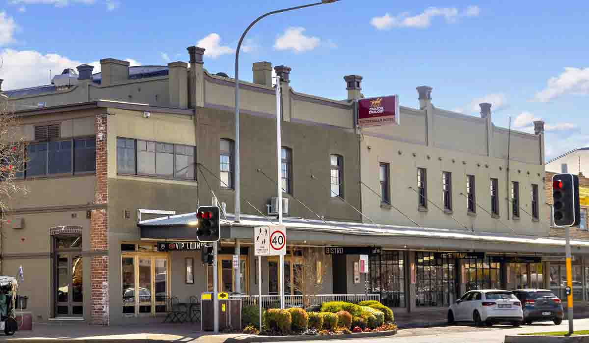 GRIFFITHS OFFERS GOULBURN’S TATTS – PubTIC